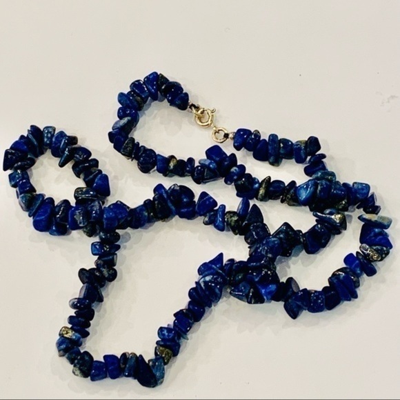 Jewelry - Sterling silver clasp natural stone chip necklace